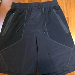 Men's Lululemon 7" Shorts SIZE M